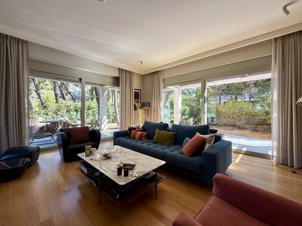 center_residential_maisonette_for_rent