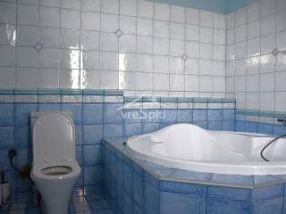 ΚΥΡΙΩΣ ΜΠΑΝΙΟ - ΛΟΥΤΡΟ