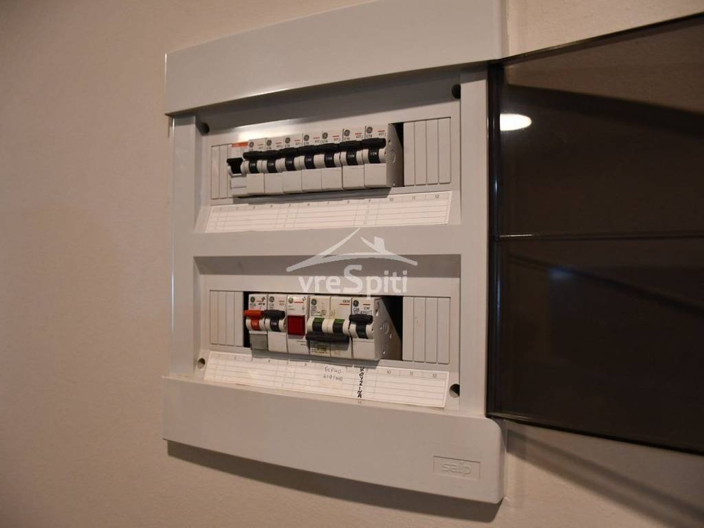 ΗΛΕΚΤΡΟΛΟΓΙΚΟΣ ΠΙΝΑΚΑΣ