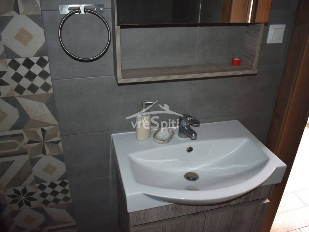 ΑΠΟΨΗ ΛΟΥΤΡΟΥ