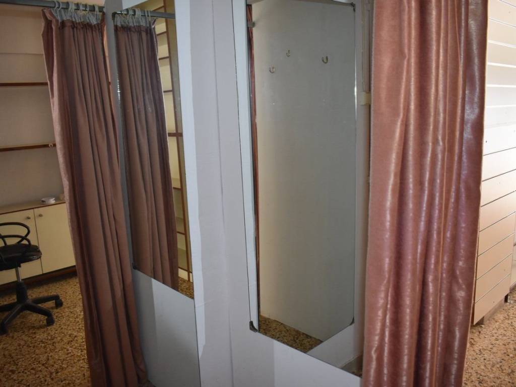 ΑΠΟΨΗ ΚΑΤΑΣΤΗΜΑΤΟΣ