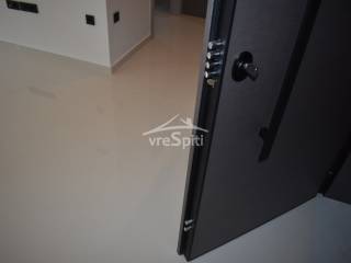 ΘΩΡΑΚΙΣΜΕΝΗ ΠΟΡΤΑ