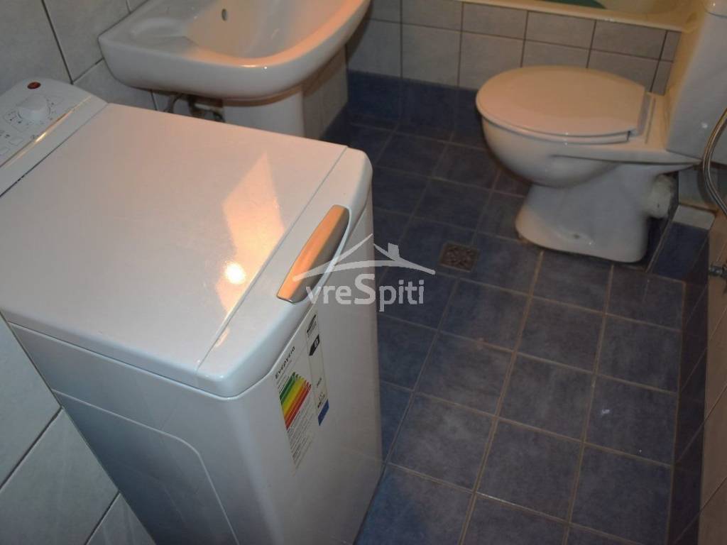 ΑΠΟΨΗ ΛΟΥΤΡΟΥ