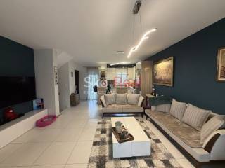 Σαλοκουζίνα