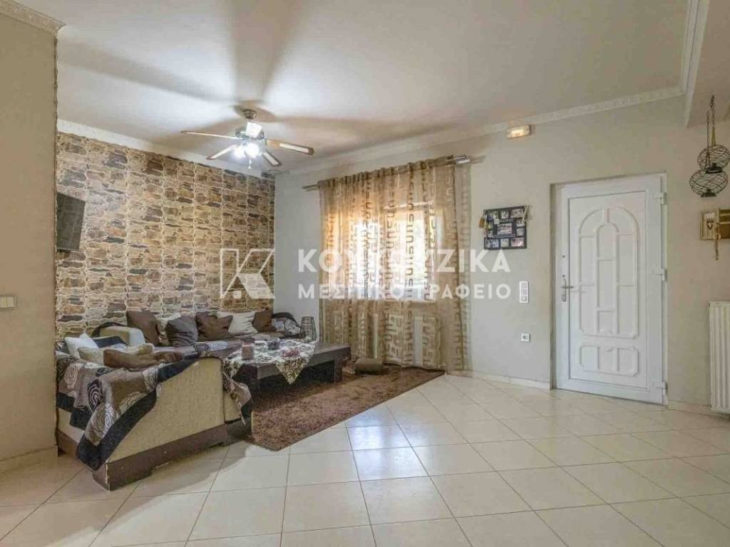 Σαλοκουζίνα