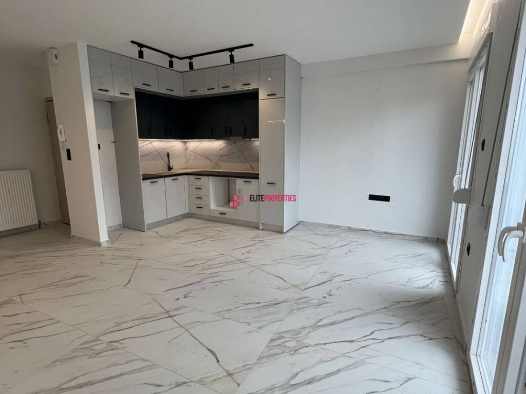 ΣΑΛΟΚΟΥΖΙΝΑ