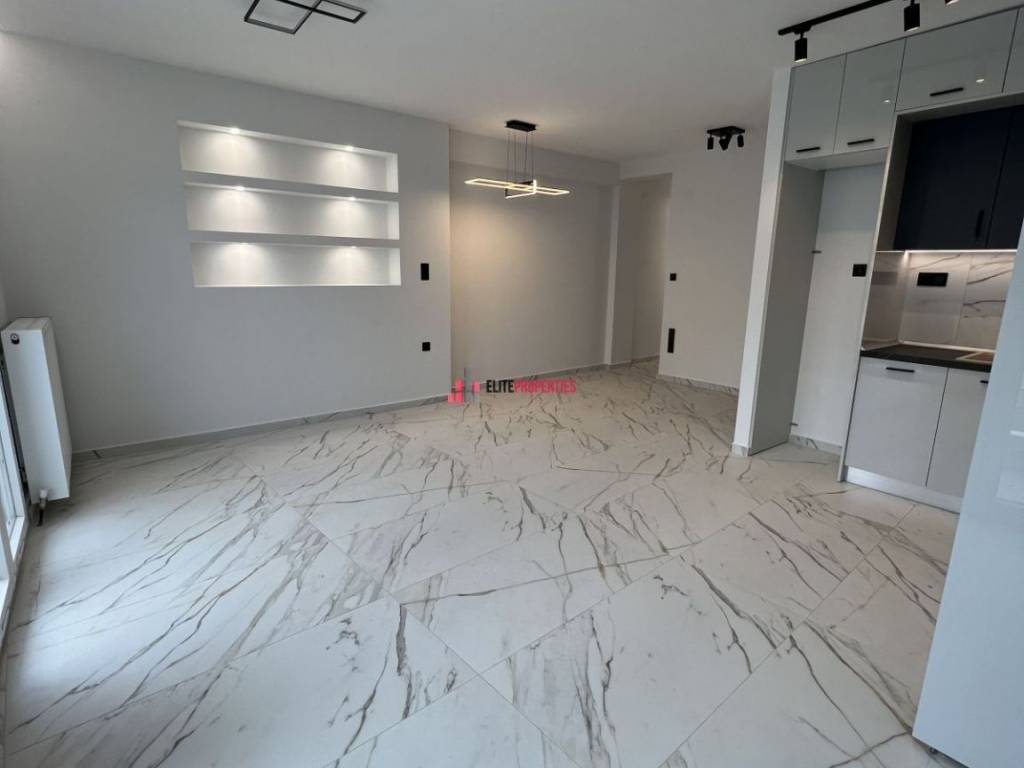 ΣΑΛΟΚΟΥΖΙΝΑ