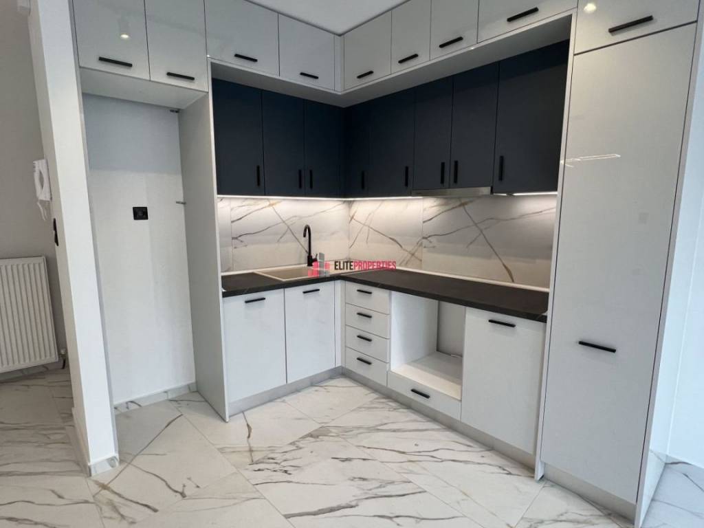 ΣΑΛΟΚΟΥΖΙΝΑ