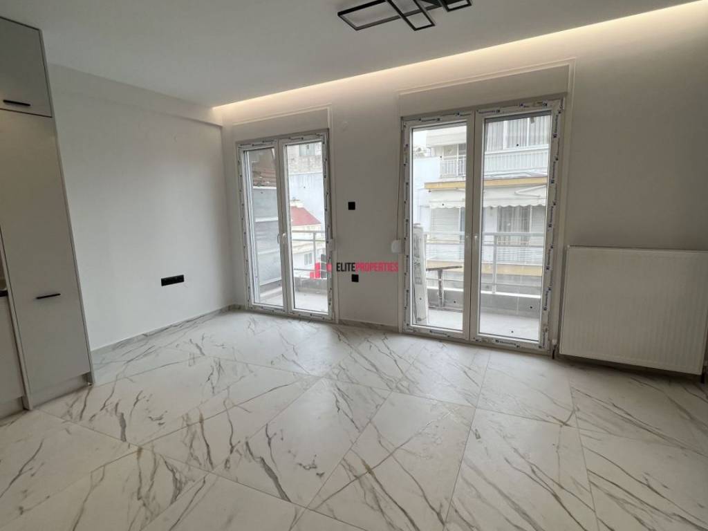 ΣΑΛΟΚΟΥΖΙΝΑ