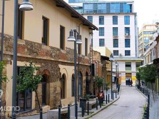 Forumland Real Estate, πλατεία εμπορίου