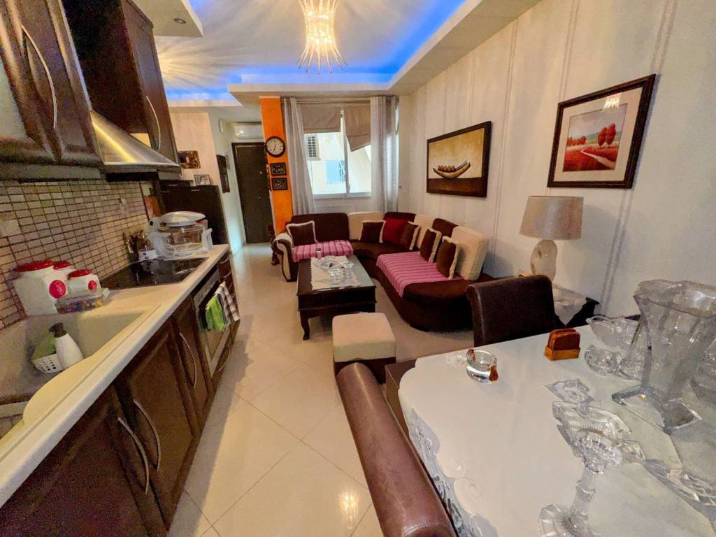 κουζίνα και σαλόνι