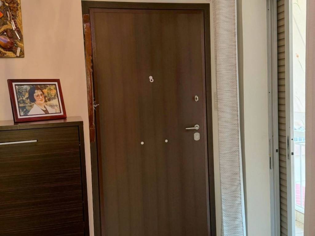 θωρακισμένη πόρτα ασφαλείας