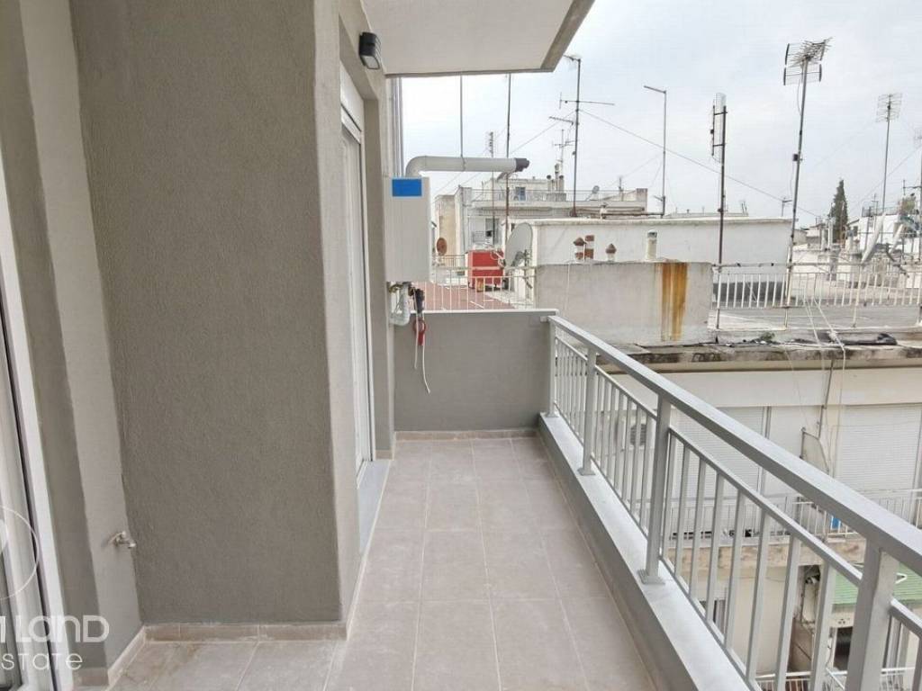 Forumland Real Estate, Βεράντες