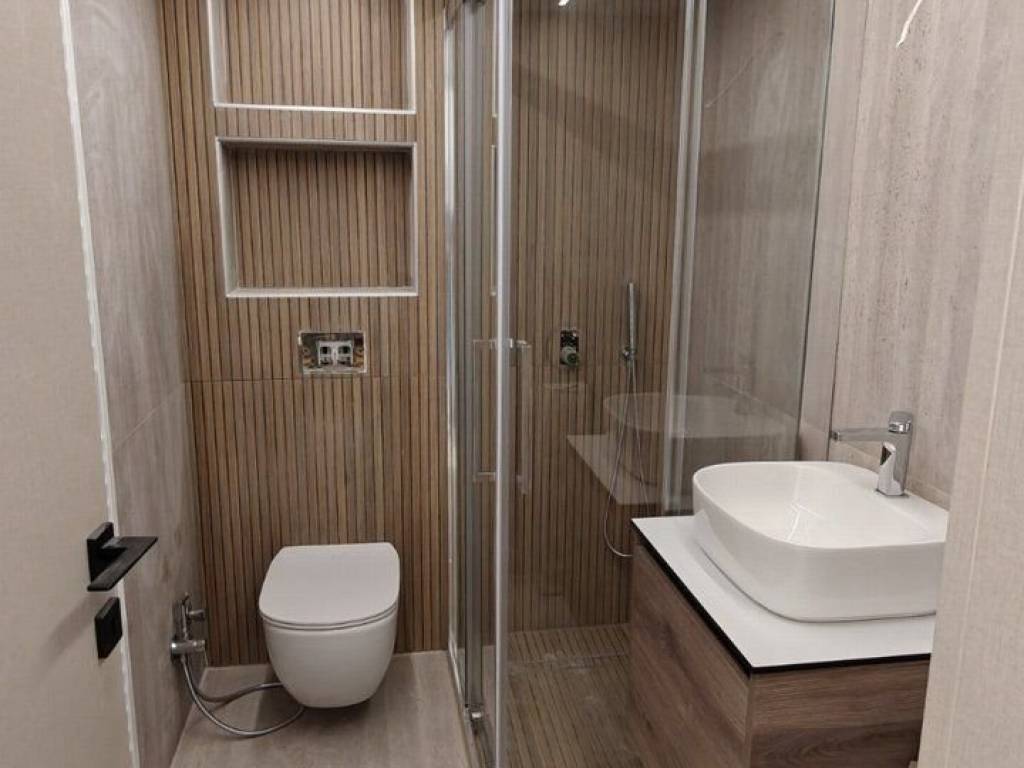 Forumland Real Estate, Mpanio