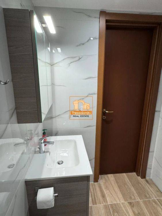 Πλ. Δημοκρατίας, Στούντιο, 25 τ.μ.