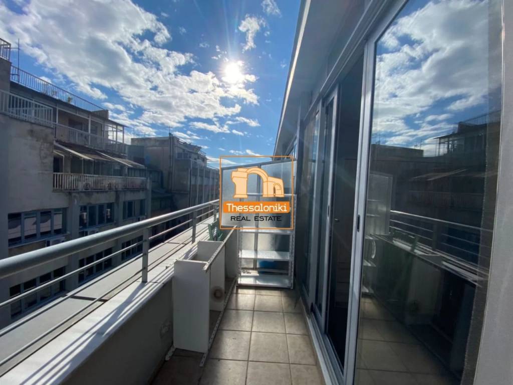 Πλ. Δημοκρατίας, Στούντιο, 25 τ.μ.