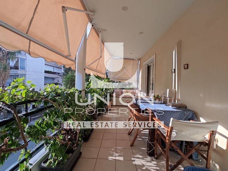 Θέα από μπαλκόνι