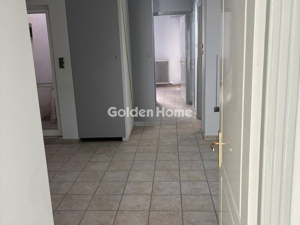 Χολ - Διάδρομος