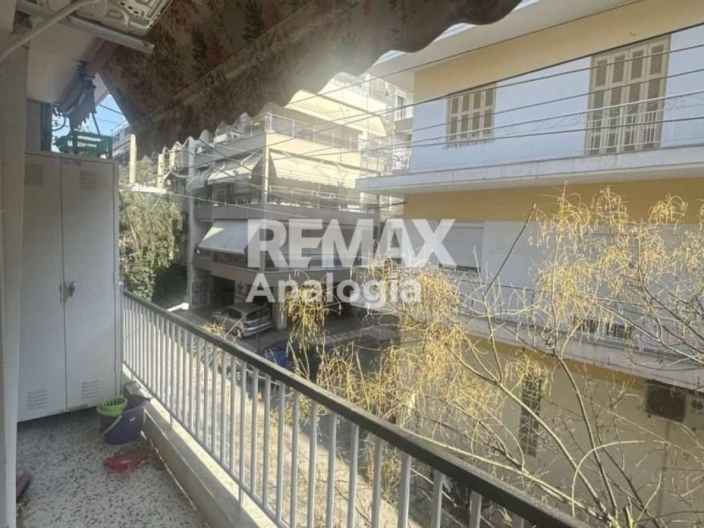 Θέα από μπαλκόνι