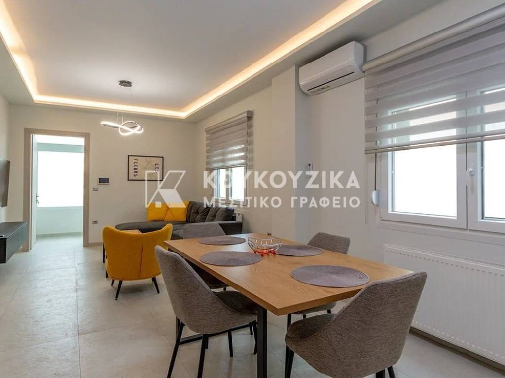 Σαλοκουζίνα