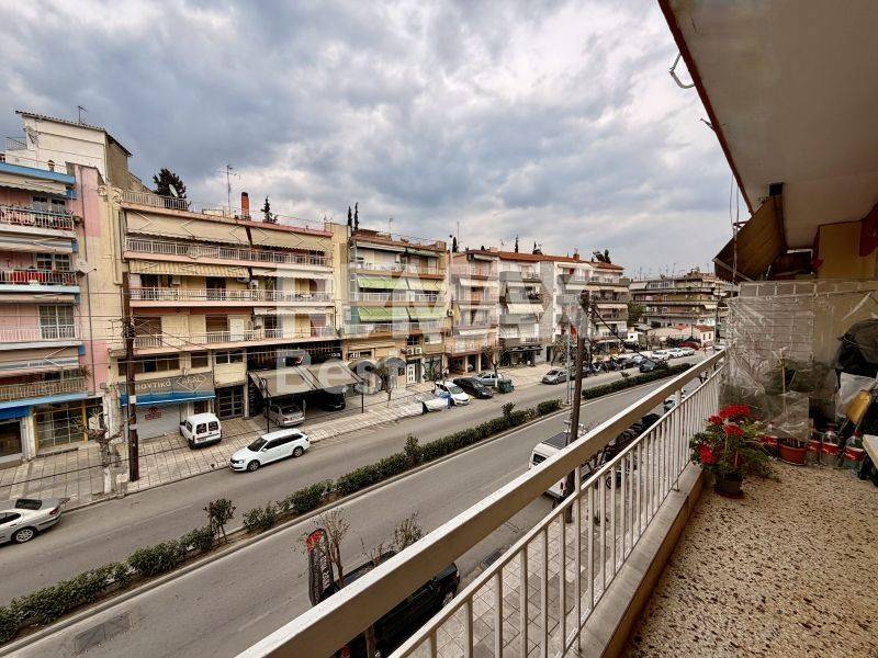 Θέα από μπαλκόνι