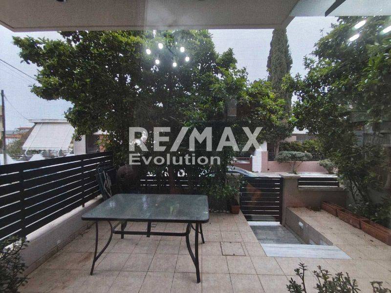 Θέα από μπαλκόνι