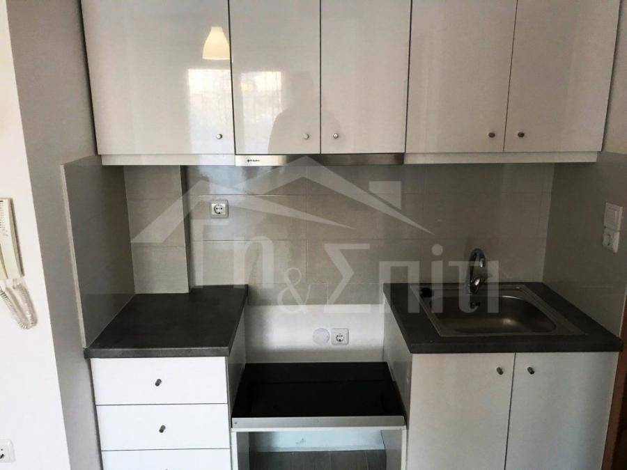 1ος όροφος: Κουζίνα