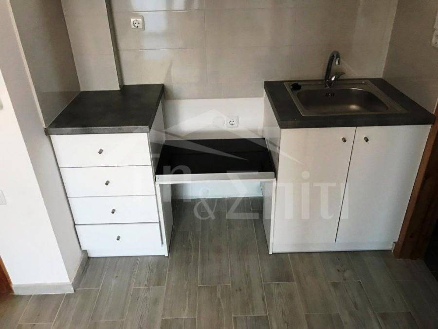 1ος όροφος: Κουζίνα