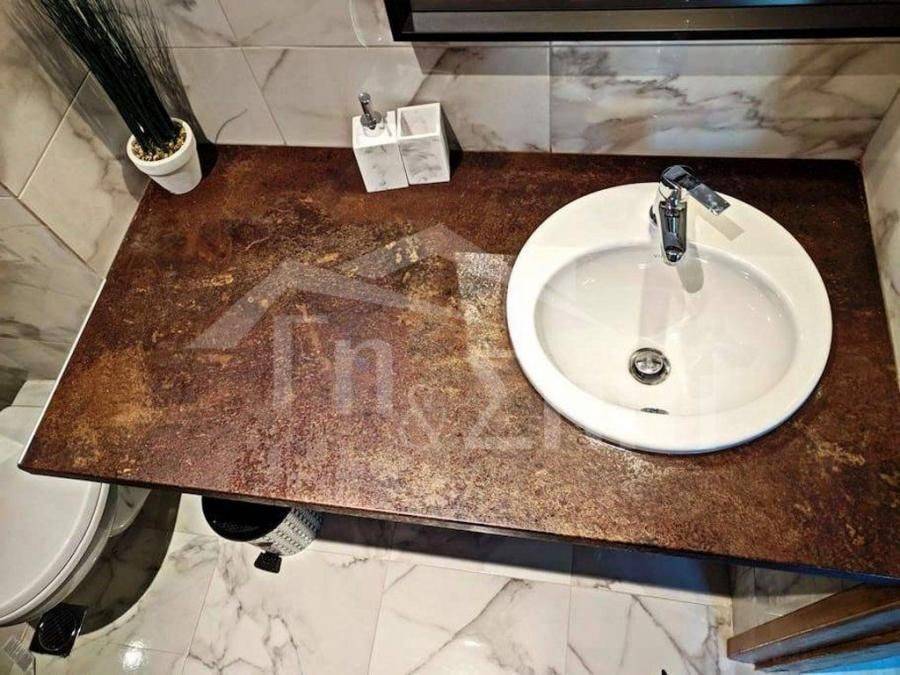 1ος όροφος: Μπάνιο