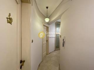 Χολ - Διάδρομος