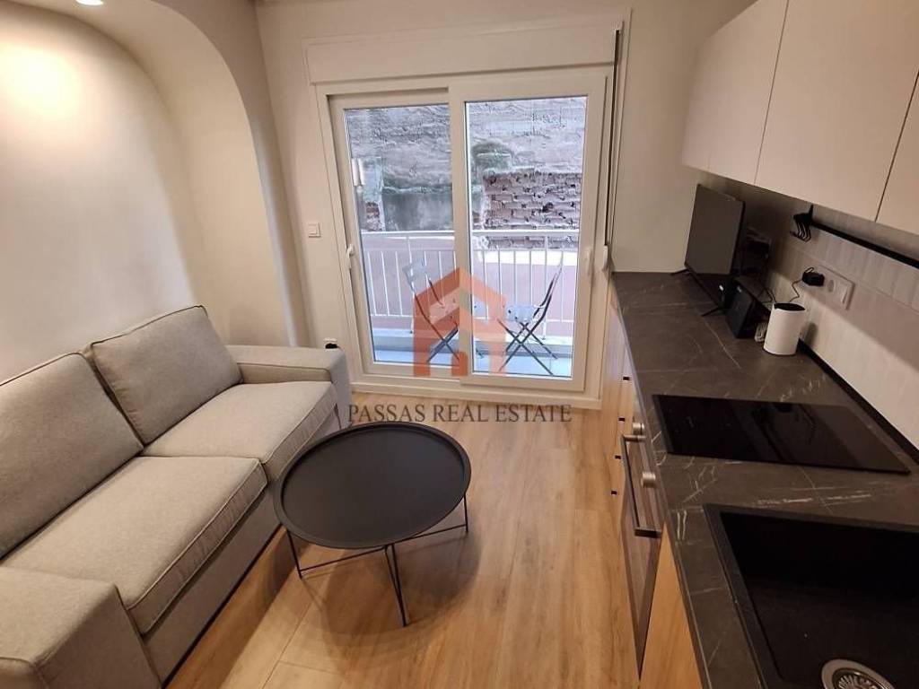 Σαλοκουζίνα