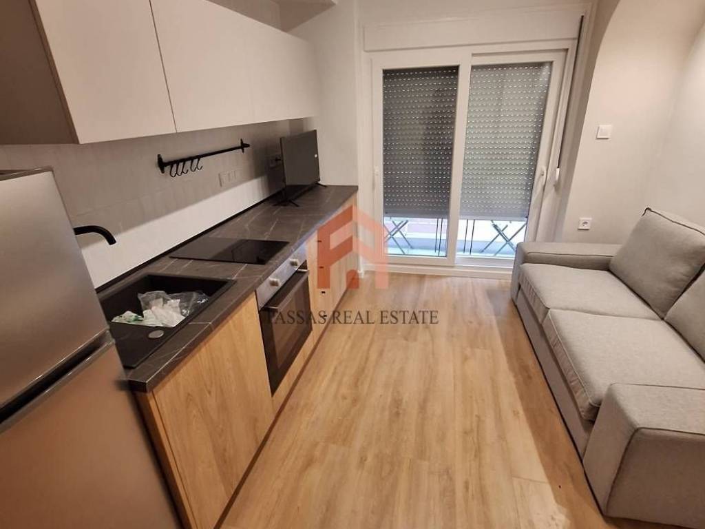 Σαλοκουζίνα