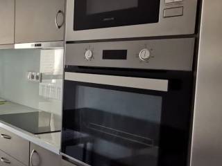 Enoikiase pleros anakainismeno kai epiplomeno diamerisma