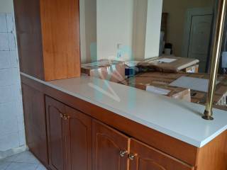 Eniaios choros koyzinas - kathistikoy - trapezarias