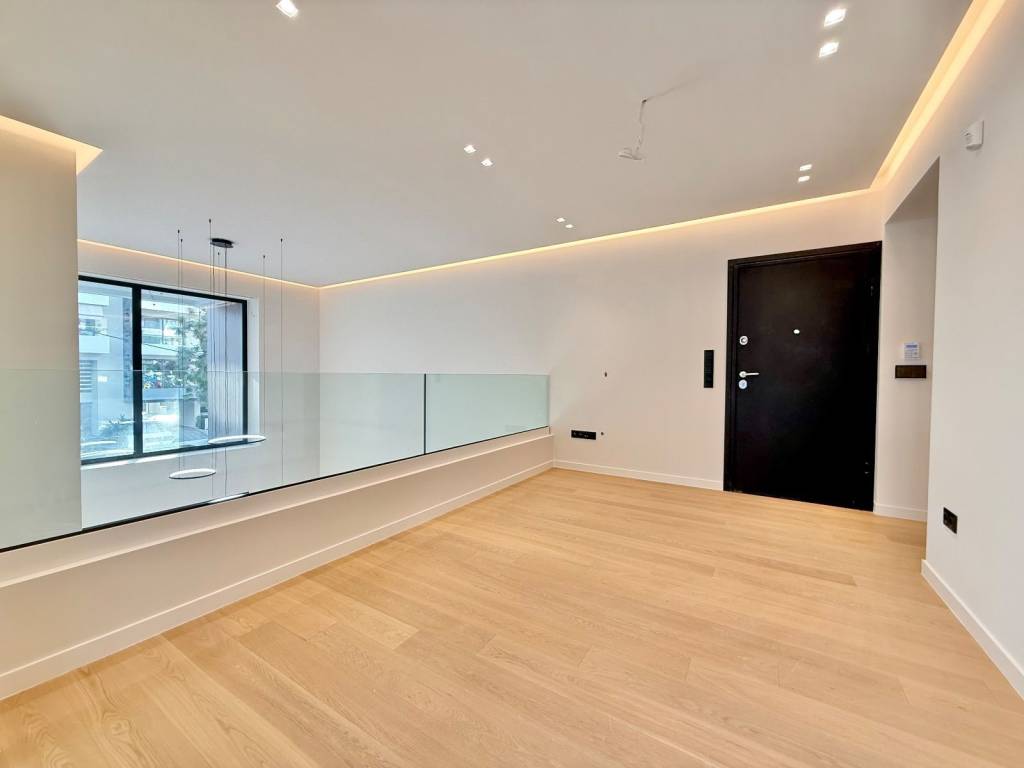 Kathistiko / choros grapheioy 1oy orophoy -
eisodos 1oy orophoy