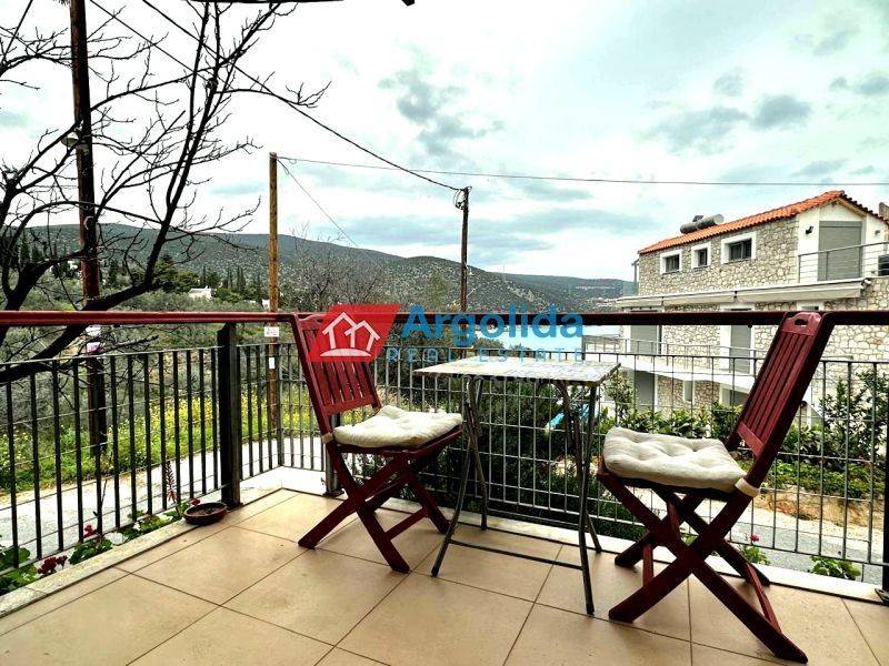 Θέα από μπαλκόνι