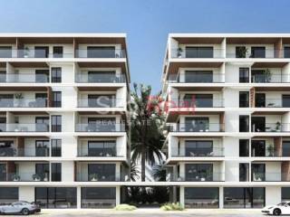 ΦΩΤΟΡΕΑΛΙΣΤΙΚΑ