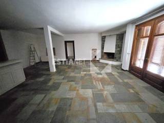 Σαλοκουζίνα