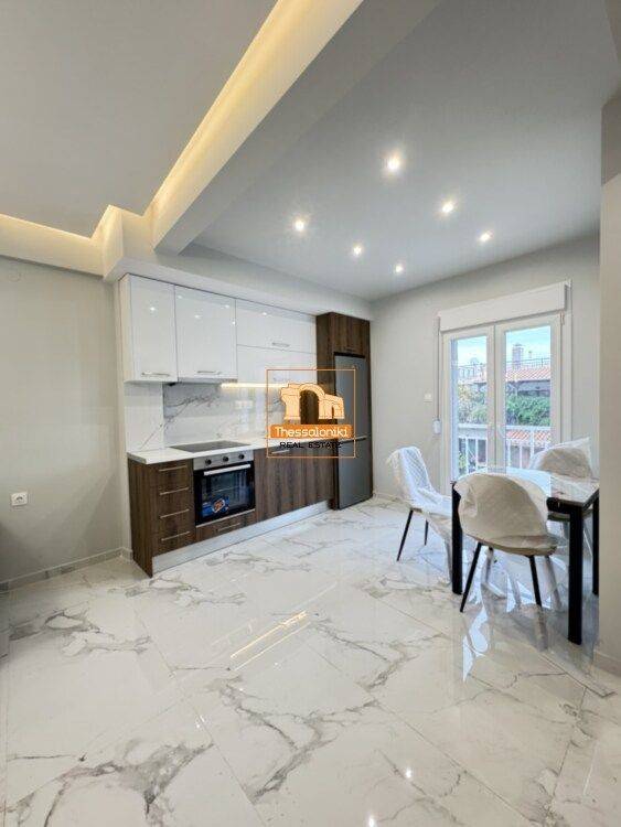 Άνω Τούμπα, Γκαρσονιέρα, 49 τ.μ.