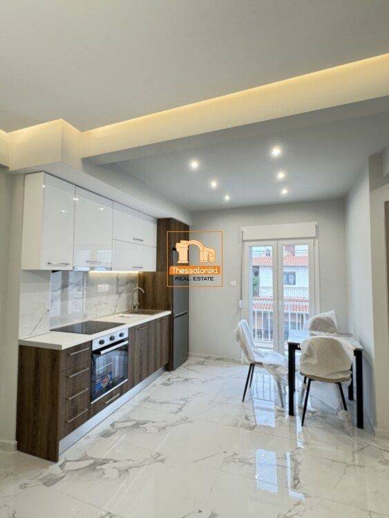 Άνω Τούμπα, Γκαρσονιέρα, 49 τ.μ.