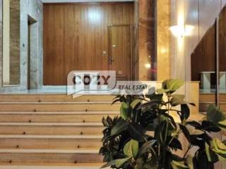 Είσοδος οικοδομής