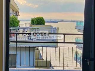 Θέα απο μπαλκόνι