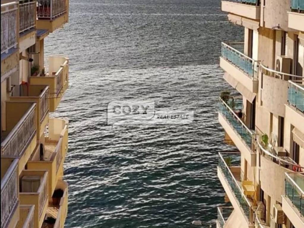 Θέα απο μπαλκόνι