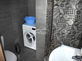 ΑΠΟΨΗ ΛΟΥΤΡΟΥ