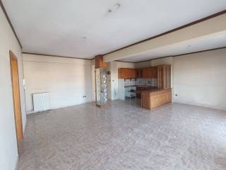 Eisodos, saloni koyzina