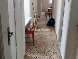 Χολ - Διάδρομος