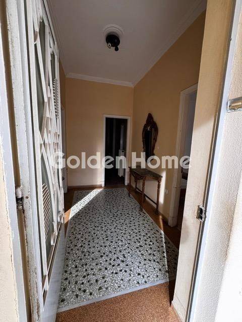 Χολ - Διάδρομος