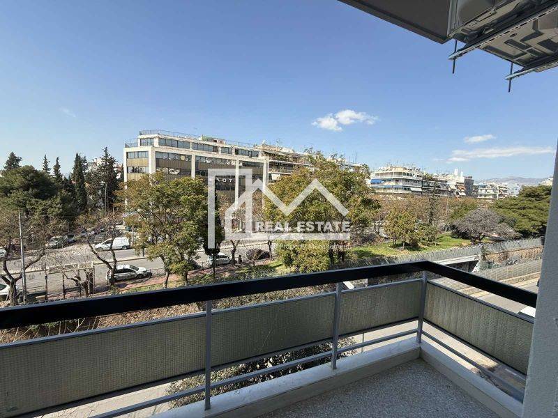 Θέα από μπαλκόνι