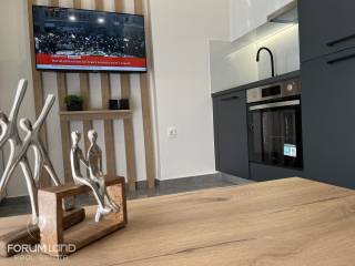 Forumland Real Estate, πουτελές studio