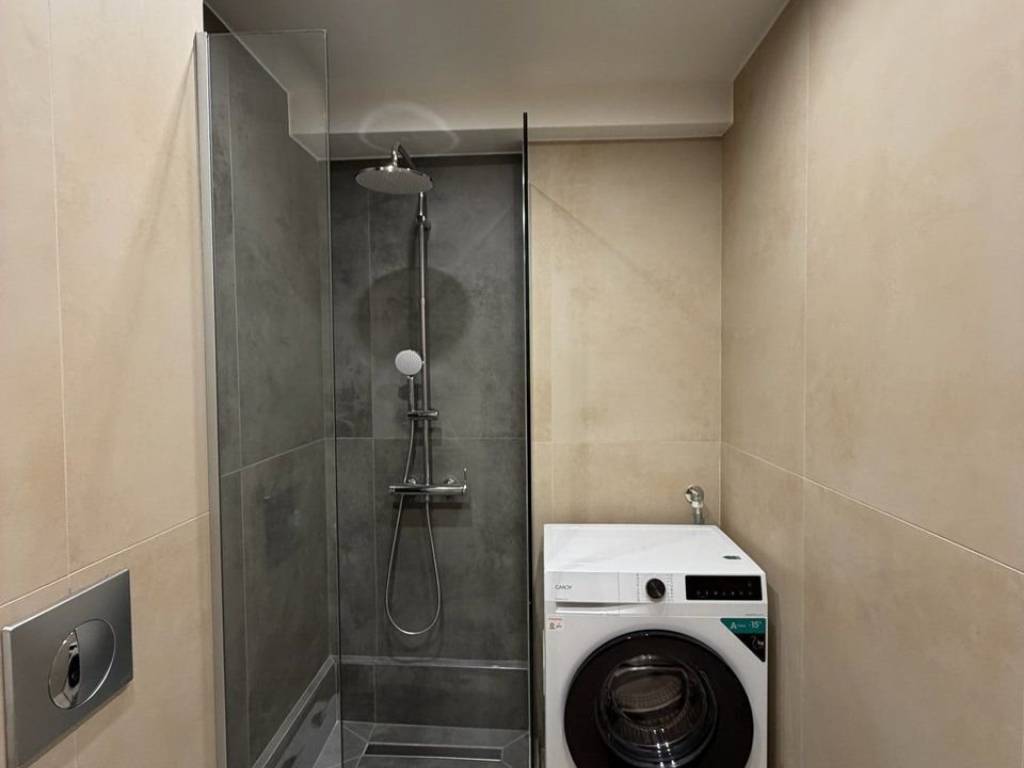 Forumland Real Estate, μπάνιο